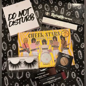 Makeup goodie bag!! MAC! Kat Von D! oh My!
